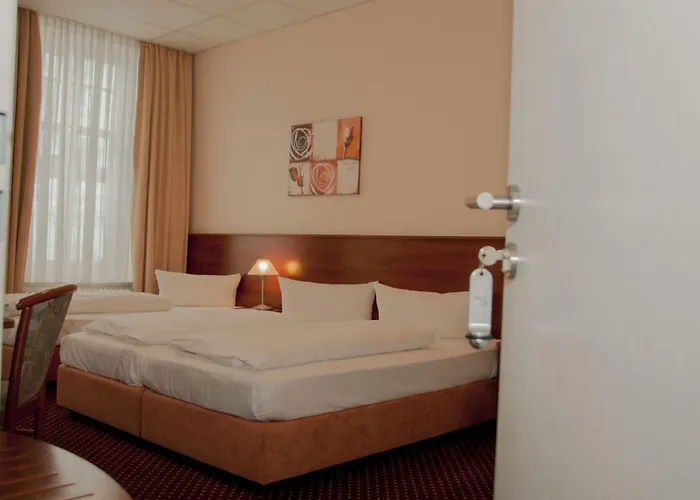 Terminus Am Hauptbahnhof & Zob Hotel 2*
